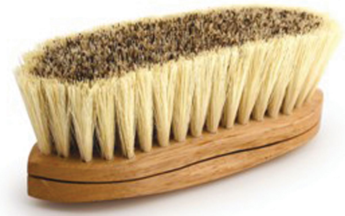 LEGENDS CALIENTE GROOMING BRUSH