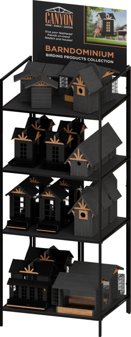 25-PC BARNDOMINIUM FEEDERS & HOUSES DISPLAY